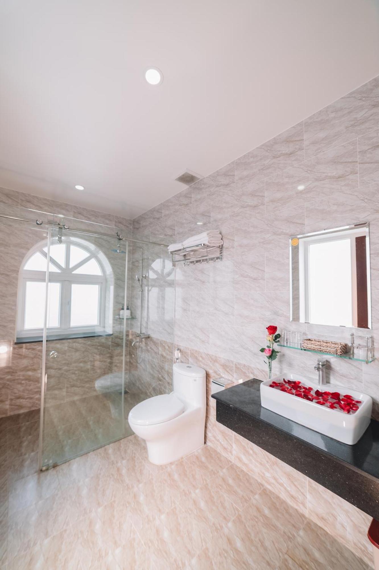 Anh Duc Hotel Da Lat City Buitenkant foto