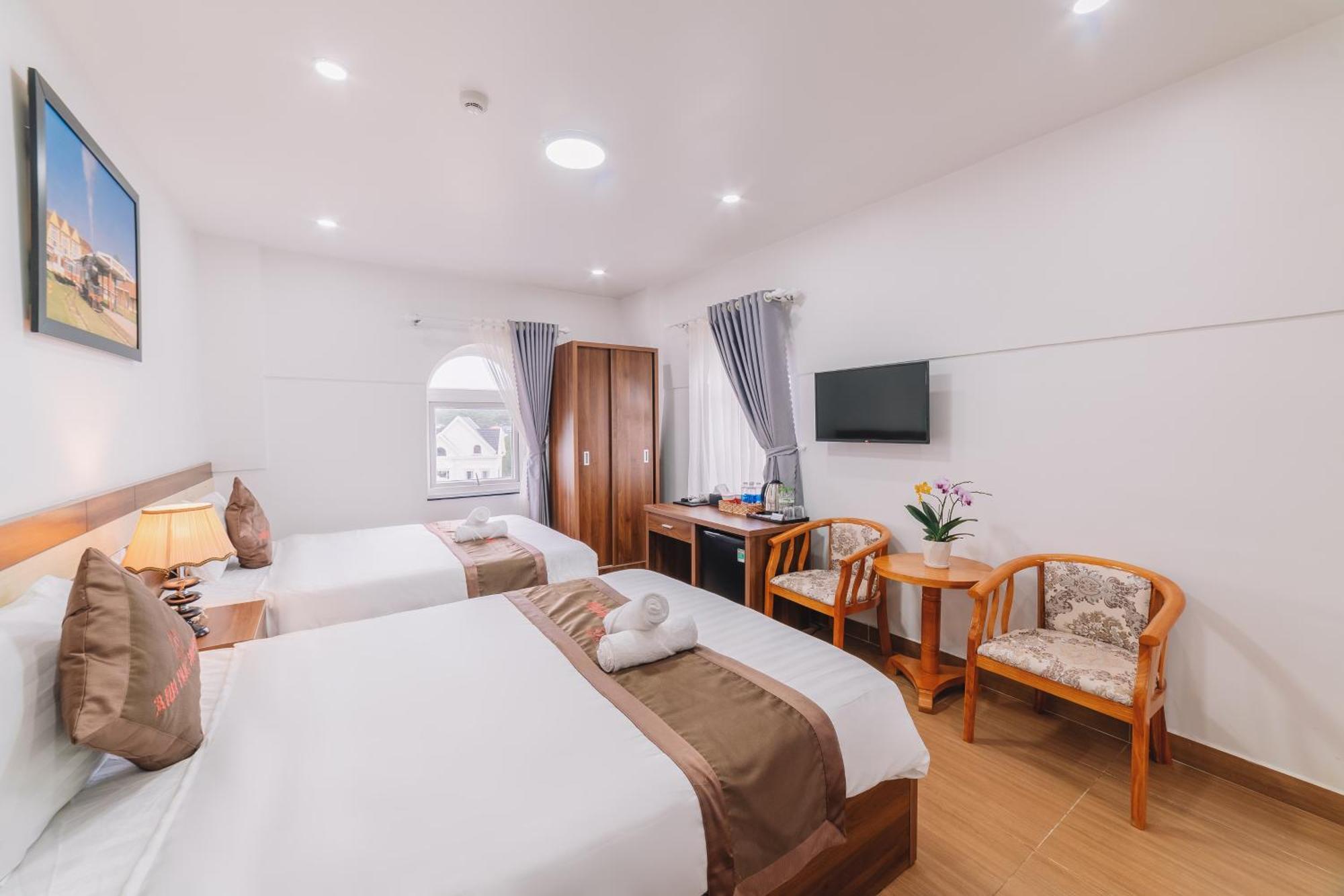 Anh Duc Hotel Da Lat City Buitenkant foto